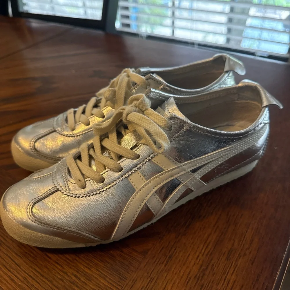 Onitsuka Tiger by Asics Silver Sneakers - Picture 4 of 6